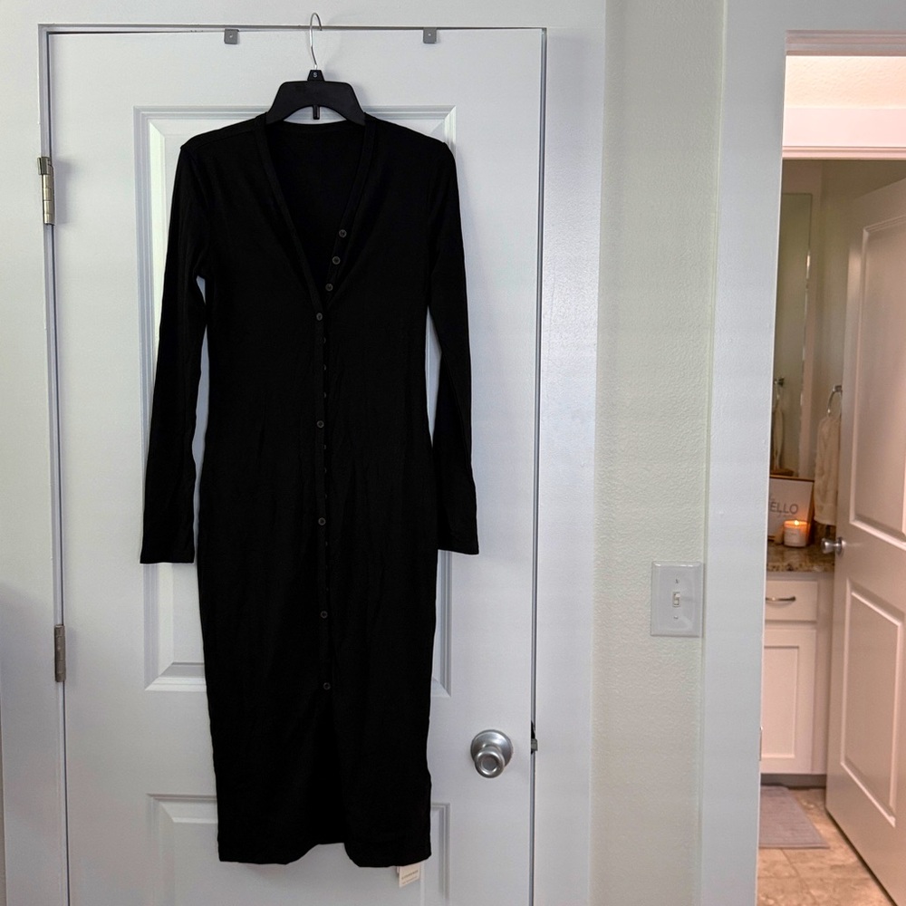 Black long sleeve midi dress - Picture 4 of 4